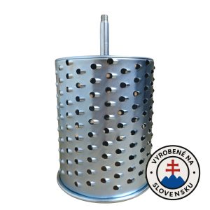 Pozinkovaný náhradný bubon do rezačky s jemnými otvormi 0,7 cm, priemer 15 cm. Vhodný na jemné strúhanie krmiva pre hydinu a králiky.